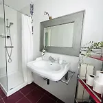 Calido Y Acogedor En El Centro De Con Parking Privado Apartman *