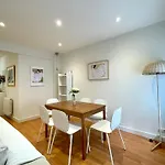 Apartment Calido Y Acogedor En El Centro De Con Parking Privado