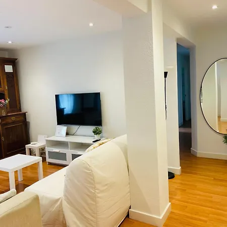 Calido Y Acogedor En El Centro De Con Parking Privado Apartmán Burgo