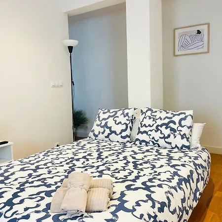 Calido Y Acogedor En El Centro De Con Parking Privado Apartment *