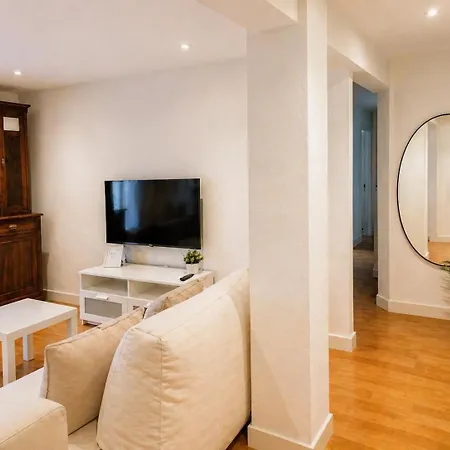 Cálido Y Acogedor En El Centro De Con Parking Privado Apartamento *