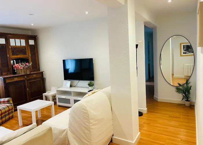 Calido Y Acogedor En El Centro De Con Parking Privado Lägenhet Burgo