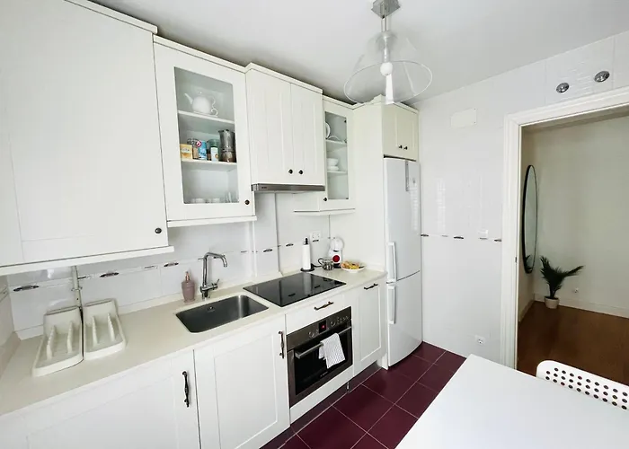 Calido Y Acogedor En El Centro De Con Parking Privado *